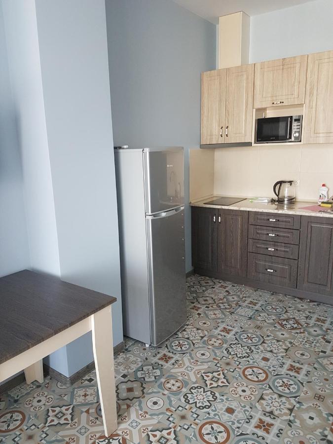 Apartment Lotos Batumi 72 Esterno foto